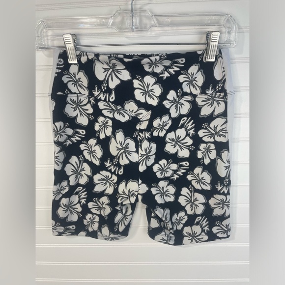 PINK Victorias Secret Active Black Tropical Athletic High Waist Biker Shorts - Picture 7 of 7